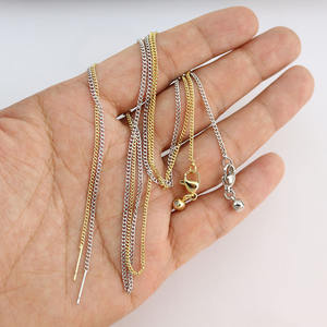 BCL1295 Delicata e Popolare Collana a Catena Regolabile in Ottone Placcato Oro 18K o Argento con Finitura Sfaccettata e Chiusura a Spillo - Product Image 2