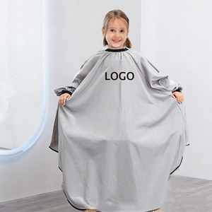 Capa de Barbero Impermeable <span class=keywords><strong>para</strong></span> Niños <span class=keywords><strong>con</strong></span> Mangas, <span class=keywords><strong>para</strong></span> Niños y <span class=keywords><strong>Niñas</strong></span> de 10 Años, Capa de Peluquería <span class=keywords><strong>con</strong></span> Cuello Ajustable, <span class=keywords><strong>para</strong></span> Salón o Casa - Product Image 2