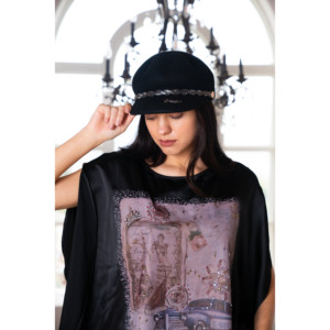 Poncho de Lujo con Estampado Vintage - Product Image 2