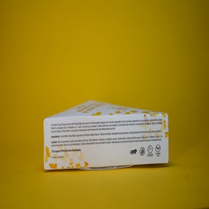 Jabón Humectante Cremoso de Leche y Manteca de Karité para una Piel Suave y Lisa, Hidratación Profunda y Limpieza Delicada para Todo Tipo de Piel - Product Image 5