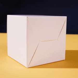 Cajas de Cartulina Blanca Resistente Reutilizables de Alta Gama, Solución Personalizable para Empaque de Regalos y Manualidades - Product Image 3