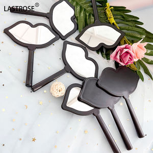 Espejo de Maquillaje al por Mayor, Estilo Beso, con Mango, Personalizable con su Logotipo, Espejo con Forma de Labios para Aplicar Cosméticos - Product Image 5