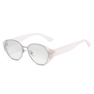 Gafas de Sol Redondas Retro Punk 2025 para Mujer y Unisex, Protección UV400, Montura Pequeña a la Moda - Product Image 6