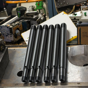 कारखाने प्रत्यक्ष रेडियल पिन बिलियर्ड्स पूल क्यू एल्यूमीनियम मिश्र धातु स्टेनलेस स्टील पुरुष स्क्रू पिन संयुक्त शीट धातु निर्माण - Product Image 3