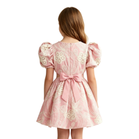 Robe assortie pour sœurs A&J BSCI, rose brodée, à manches bouffantes, en coton 200G, avec nœud à la taille, coupe trapèze, 4 couleurs, ODM 2026