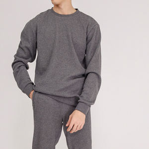 Survêtements de jogging pour hommes, de haute qualité, personnalisables avec logo, couleur unie, design simple, vente en gros pour l'extérieur - Product Image 2