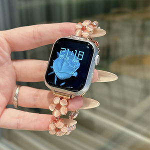 Bracelets de montre Fashion Girly Flower pour <span class=keywords><strong>Apple</strong></span> <span class=keywords><strong>Watch</strong></span> <span class=keywords><strong>8</strong></span> Ultra 49mm 3 4 5 6 7 Bracelet pour IWatch 38 <span class=keywords><strong>45mm</strong></span> Bracelet Bracelets de montre en alliage - Product Image 2