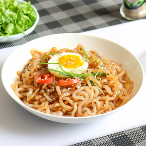 พกติดตัวไปกับการกินก๋วยเตี๊ยมผสมข้าวสลัดผักเนื้อบุกซูเปอร์สไปซี่พริกไทย Bechamel Sauce - Product Image 6
