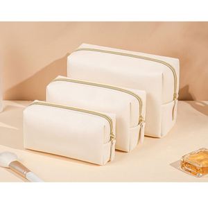 Polyester Large Zipper Fashion Cosmetic Bags for Women-Wholesale - Product Image 5