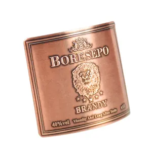 Etiqueta adhesiva con logotipo de marca en relieve 3D de Metal personalizada, cobre y aluminio impermeable de etiqueta adhesiva, etiquetas de embalaje de vino de Metal para botellas