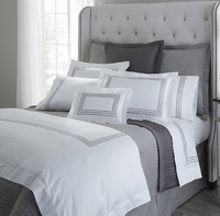 Housse de coussin moderne 100S 100% coton Broderie Housse de coussin personnalisée