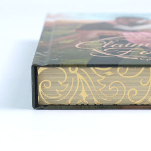Impression personnalisée de romans à couverture rigide avec bords pulvérisés et dorure à chaud, reliure cartonnée pour auteurs et éditeurs - Product Image 5