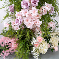 Décoration de fond de mariage floral arc de corne rustique vert rose