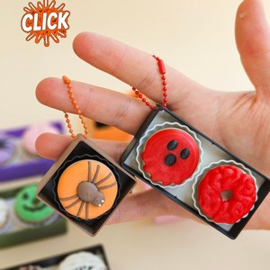 Nuevo llavero antiestrés con forma de donut impreso en 3D, juguete de escritorio con temática de Halloween - Product Image 3