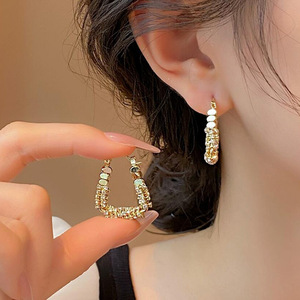 2024 Luxury Silver Geometric Shape Antique Copper Platinum Plated Alloy Ear Clip Hoop Earrings New Hot Trendy Design Women's - Product Image 3