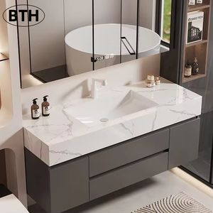 Mobile Bagno Lusso Leggero Tutto-in-uno con Lavabo Integrato, Top in Ceramica Effetto Roccia Senza Giunzioni, Pannello Porta Laccato e Specchiera - Product Image 1