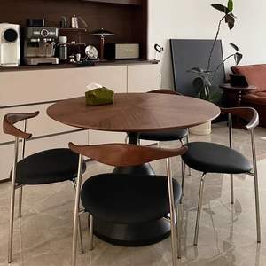 Mesa de comedor redonda de estilo vintage con estructura estable de madera de nogal para comedor - Product Image 5