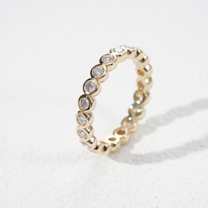 Bague de mariage empilable en or jaune massif 10K avec diamants ronds sertis clos, bague éternité complète, bijoux fins pour femme, anniversaire - Product Image 4