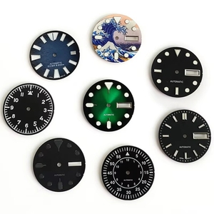 <span class=keywords><strong>Cadran</strong></span> de montre lumineux vert bleu TBL OEM 28,5 mm avec double fenêtre de calendrier pour mouvements <span class=keywords><strong>Seiko</strong></span> <span class=keywords><strong>SKX007</strong></span> 009 NH35/36 4R 6R - Pièces de montre - Product Image 1