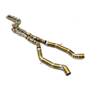 Tubo de Escape de Longitud Igual Personalizado para BMW M3/M4 F80/F82 3.0T 2015-2019, Tubo Central Boska de Titanio Dorado con Resonador - Product Image 1