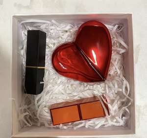 Set de Maquillaje con Perfume Más Vendido del Fabricante, Brillo, Fragancia Duradera, Lápiz Labial a Base de Minerales, Resistente al Agua y Control de Grasa - Product Image 1