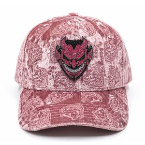 Gorra de Béisbol de 5 Paneles de Satén <span class=keywords><strong>Vintage</strong></span> de Lujo OEM/ODM con Bordado, Acabado Desgastado, Ajustable, con Patrón de Letras e Imágenes, Unisex - Product Image 2