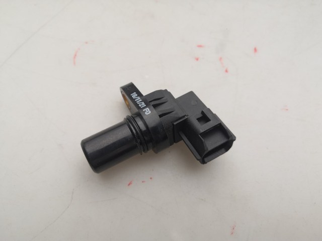 Automobile Parts ZJ0118230 Engine Camshaft Position Sensor for Ford Fiesta 09-12