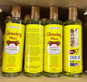 Offre Spéciale : Huile Super Éclaircissante Visage et Corps à la Vitamine C et au Glutathion pour une Peau Éclatante en 7 Jours - Product Image 2