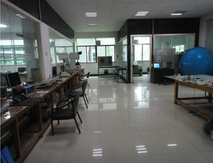 حامل مصباح أنيق GOLO Bakelite E12 بقاعدة 75 واط - Product Image 6