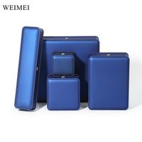 Boîte à bijoux rectangulaire en cuir WEIMEI avec lumière LED, taille personnalisable pour le rangement des bagues de mariage, des pendentifs et des colliers