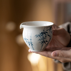 Guanlan Hand-Painted Blue Bamboo Porcelain Fair Cup Round Kung Fu <b>Tea</b> <b>Set</b> Household <b>Tea</b> Dispenser Evening Cup - Product Image 1