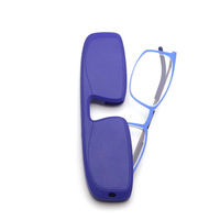 Lunettes de lecture tendance 2026 ultra-fines en TR90 avec technologie anti-lumière bleue, monture carrée rétro HD et étui portable assorti
