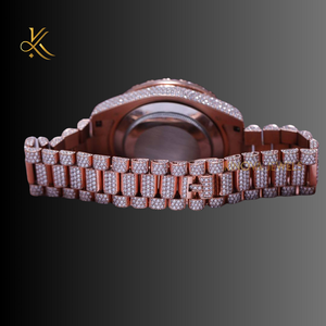 Reloj de diamantes Moissanite de estilo de diseñador para hombre creado con materiales de primera calidad y artesanía de lujo para el día a día - Product Image 3