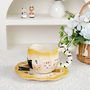 Taza de café de cerámica con platillo, diseño de gato pintado a mano, estilo INS, de alta calidad, novedad creativa - Product Image 5