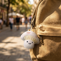 Porte-clés en peluche champignon mignon de dessin animé en gros, pendentifs décoratifs, accessoires pour écharpes et chapeaux, porte-clés en peluche champignon exquis