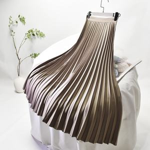 Nouvelle Collection Printemps – Jupes Plissées Femme Taille Haute Élastique Couleur Unie Longues Taille Unique - Product Image 4