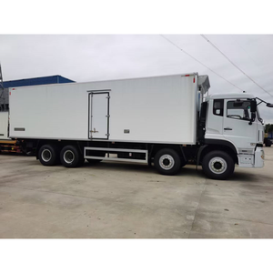 Nouveau <span class=keywords><strong>camion</strong></span> <span class=keywords><strong>frigorifique</strong></span> diesel DongFeng 8x4 avec <span class=keywords><strong>hayon</strong></span> hydraulique Bon prix à vendre - Product Image 1