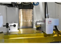 Centre d'usinage vertical 3 axes avec changement automatique et machine à évacuation des copeaux