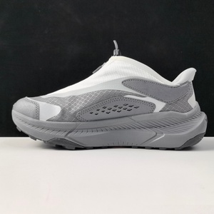 รองเท้าวิ่งและเดินแบบมีสายรัด ดีไซน์หรูหรา ระบายอากาศได้ดี สวมใส่สบาย สำหรับผู้ชาย รุ่น Hokas Mafate Tee 2 Low แบรนด์สั่งทำพิเศษ - Product Image 5