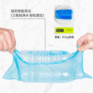 Cubrezapatos de Plástico HelpS Mate, 100 Unidades, Azul y Rosa, Impermeables, para Uso Diario en el Hogar, Laboratorio y Cuarto Limpio - Product Image 2