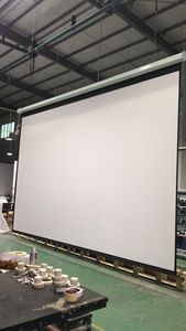Pantalla de Proyección Eléctrica Telón de 200 Pulgadas Gran Tamaño Blanco Mate 4K con Control Remoto - Product Image 4