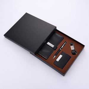 Ensemble cadeau d'affaires haut de gamme avec porte-clés, stylo de signature et porte-cartes, ensemble cadeau en cuir PU pour salon professionnel - Product Image 2