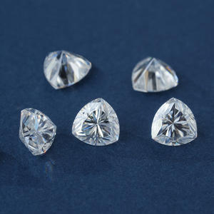 Pierres en vrac en gros Goldleaf, diamants en moissanite taille trillion couleur D VVS pour la fabrication de bijoux - Product Image 2