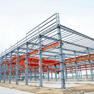 Atelier industriel en structure métallique préfabriquée de grande capacité, idéal avec une grande grue - Product Image 1