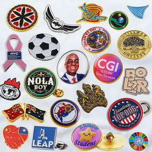 Pins de Solapa Esmaltados en Plata con Diseño 2D/3D Encantador, Logotipo Metálico Personalizado con Tarjeta de Empaque para Regalo o Accesorio Festivo - Product Image 6