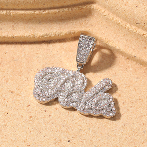 UWIN Petite Taille Personnalisé Nom Pendentif CZ Lettre Personnalisé Pendentif Collier Femmes Hommes quantité minimale de commande 1 Pièce Personnaliser Enfant <span class=keywords><strong>Bijoux</strong></span> - Product Image 5