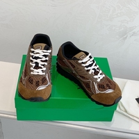 Vente en gros directe d'usine de baskets rétro en mesh pour les commandes en gros |   Chaussures décontractées en marque privée OEM/ODM