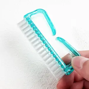 2024 Hotselling Nail Art Tool Brush Beauty New Produce Mini Plastic Cleaning Dust Nail Brush for Nails