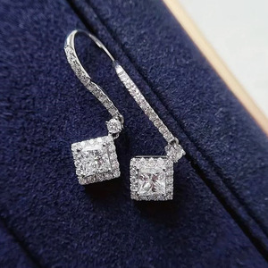 Eleganti Orecchini a Forma di Rombo Scintillanti per Donne, Orecchini Pendenti Geometrici, Gioielli di Moda per Uso Quotidiano e Feste - Product Image 2