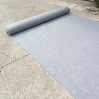 Tapis en rouleau moderne rouge à motif uni en polyester, usage unique pour mariages, épaissi, antidérapant, fabriqué à la machine, utilisation longue durée
